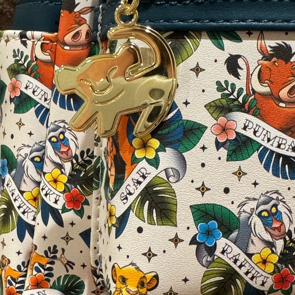 Loungefly Disney Lion King Backpack NWT - Picture 5 of 9